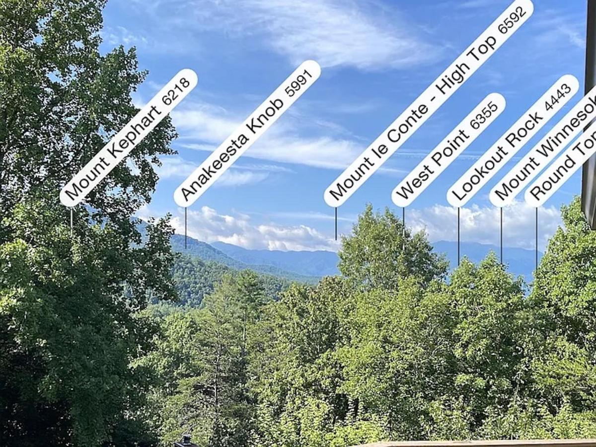 Gatlinburg Cabin Mountain Views Sleeps 8 3 Bedroom Hot tub Arcade Pool Table Fire Pit Fireplace Buitenkant foto